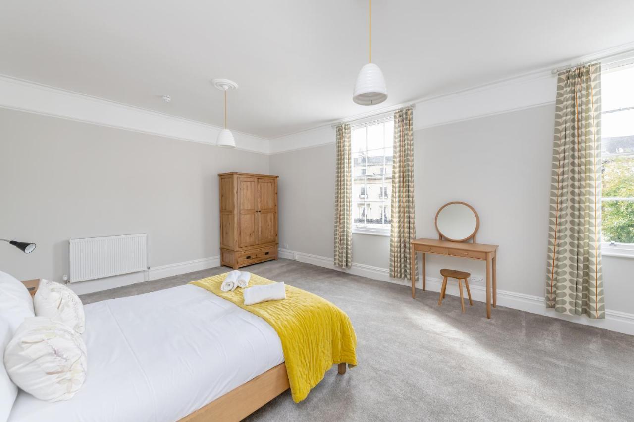 Spacious Maisonette With Parking - 10 Mins Walk From Bath Abbey - 2 Bed & 2 Bath Eksteriør bilde